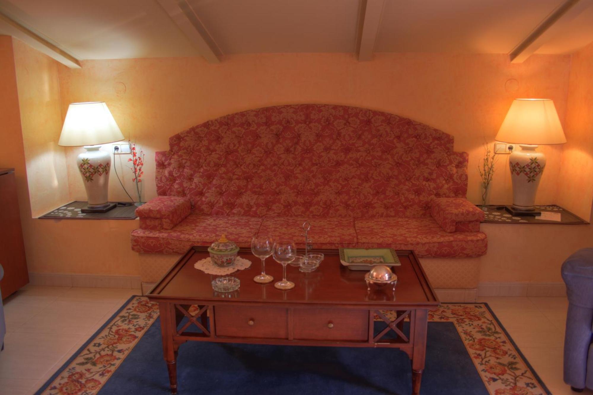 Hotel Avenida Beas de Segura ภายนอก รูปภาพ
